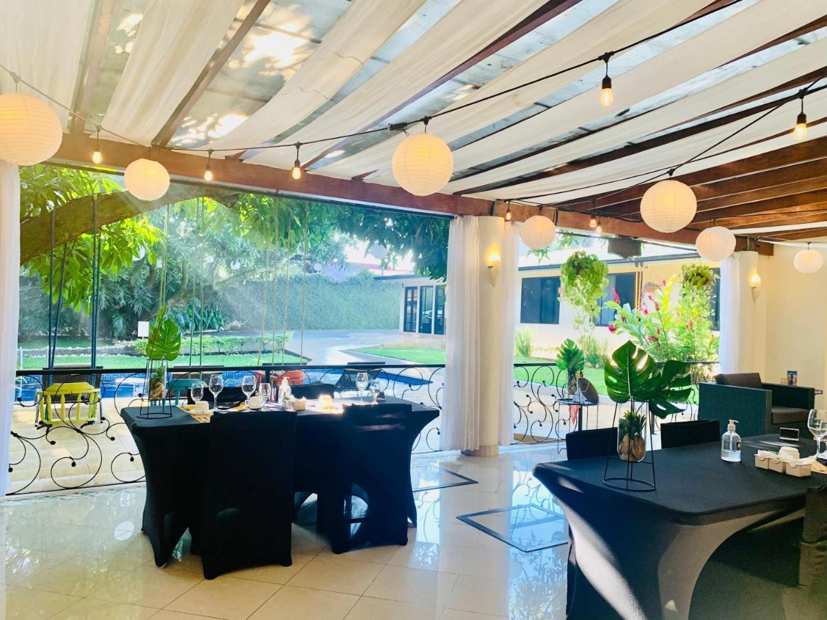 Hotel Mango Airport Rio Segundo Ngoại thất bức ảnh